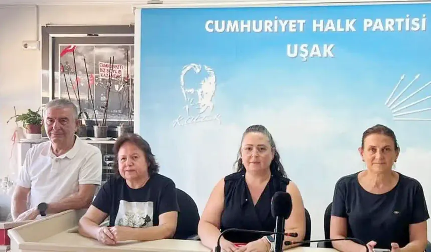 CHP Uşak Yönetimi Özkan Yalım'a Dayanamadı: “İstifa Ediyoruz”