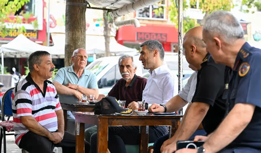 Vali Aktaş Uşak Esnafıyla Buluştu, Sorunları Dinledi