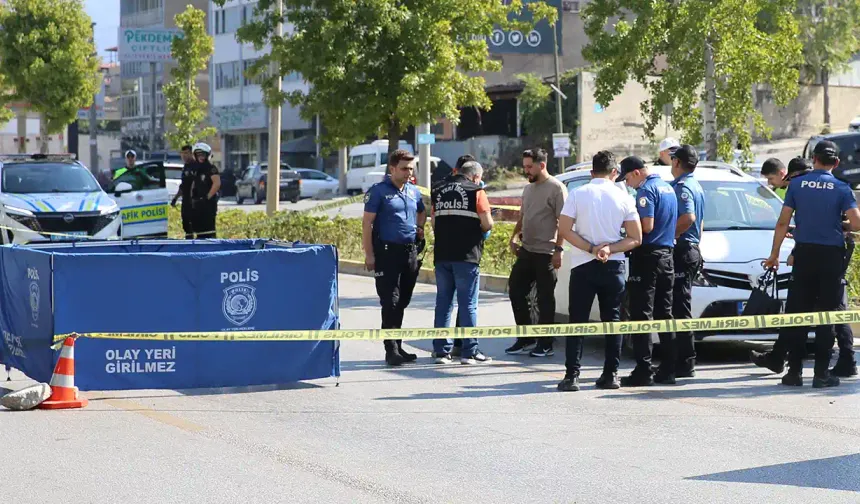 Denizli'de otomobilin çarptığı kadın öldü