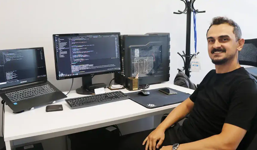 Kütahya'da genç girişimci, geliştirdiği yazılımlarla ihracat hedefliyor