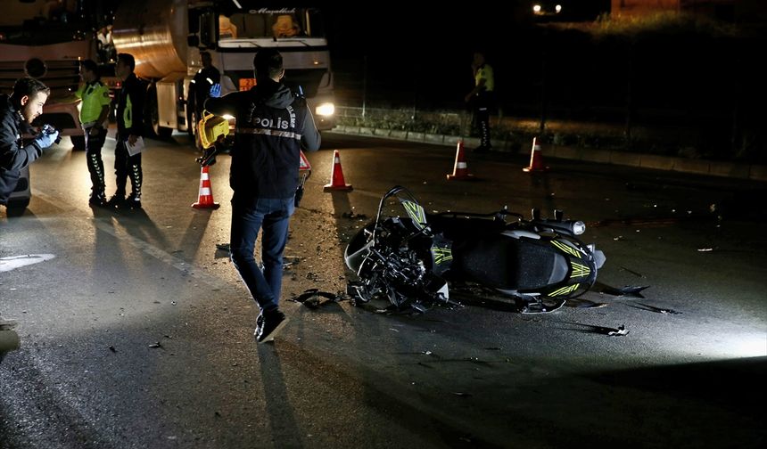 Muğla'da iş makinesiyle çarpışan motosikletin sürücüsü hayatını kaybetti