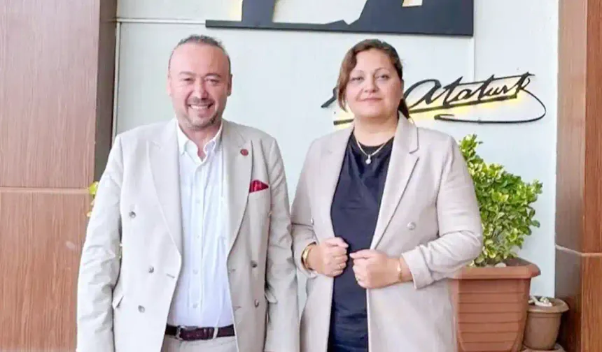 Burcu Köksal, Ak Parti’ye Geçecek İddialarını Yalanladı