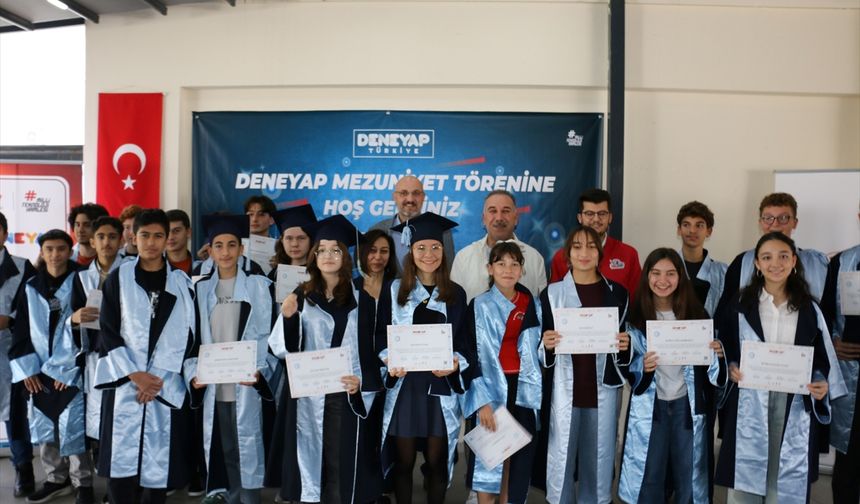 Aydın'da Deneyap Türkiye Teknoloji Atölyesinde mezuniyet heyecanı