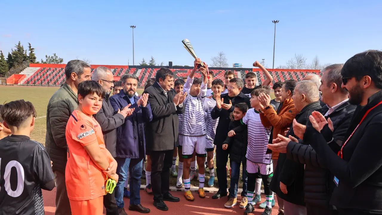 Futbol Usak Olay-1