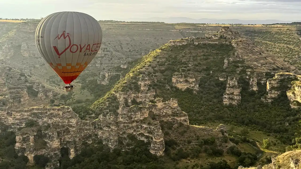 Uşak Ulubey Kanyonu Balon Uçtu