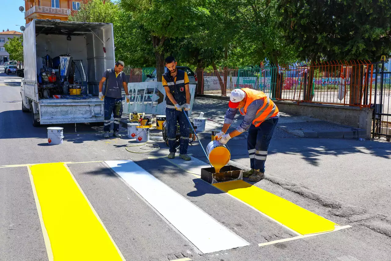 Yol Çi̇zgi̇leri̇ 03 Min