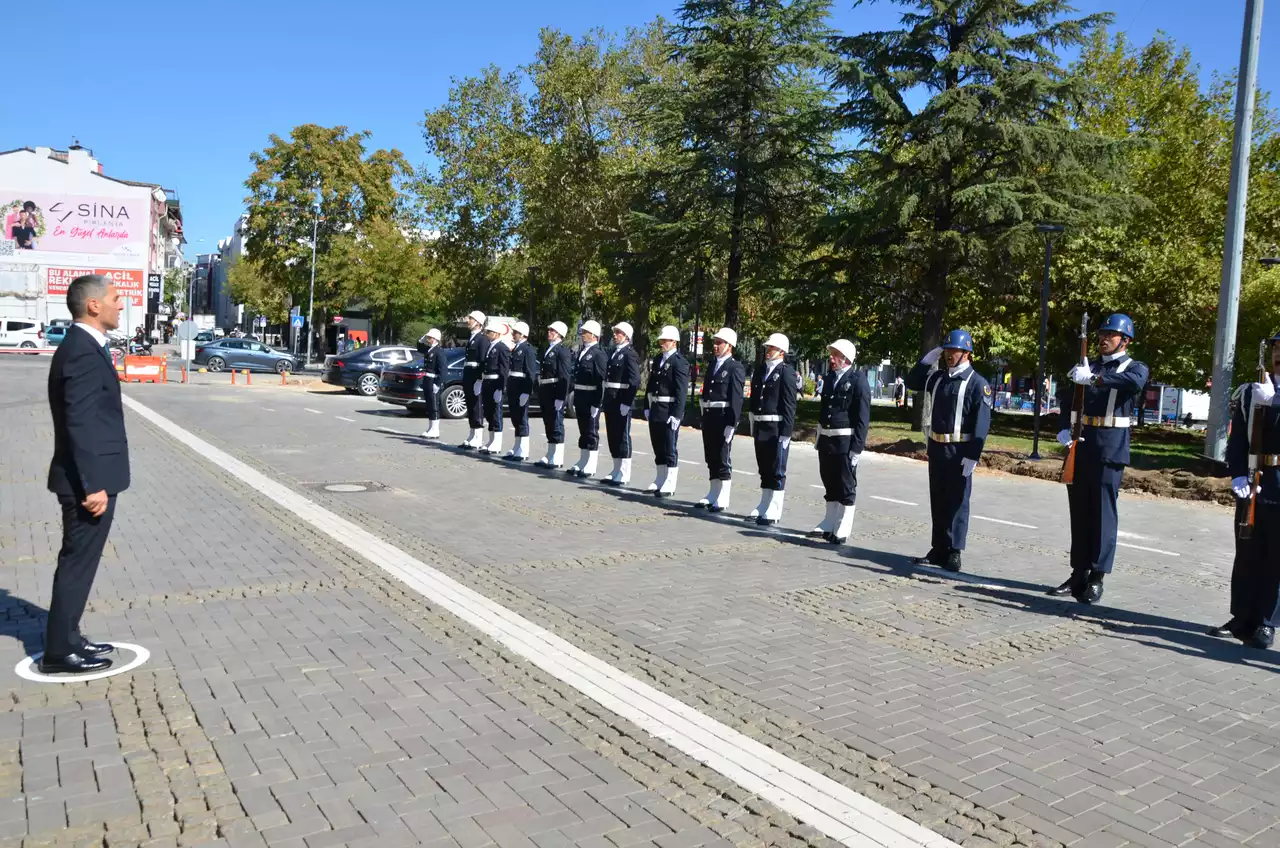 Yeni Vali Aktas4 Min