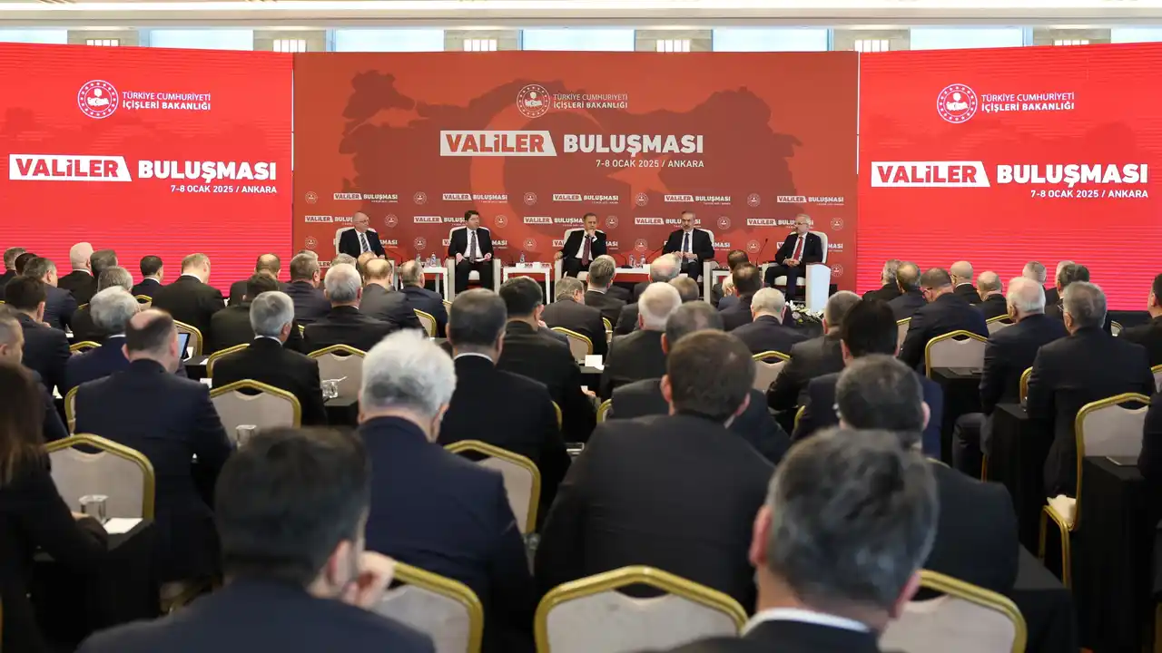 Uşak Valisi Dr. Naci Aktaş, Cumhurbaşkanlığı Külliyesi'nde Gerçekleştirilen Valiler Buluşması Akşam Programına Katıldı.