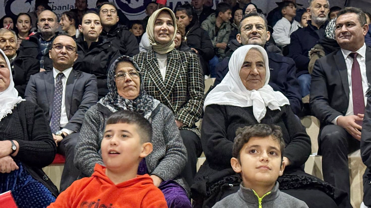 Afyon Voleybol Turnuva Anma1