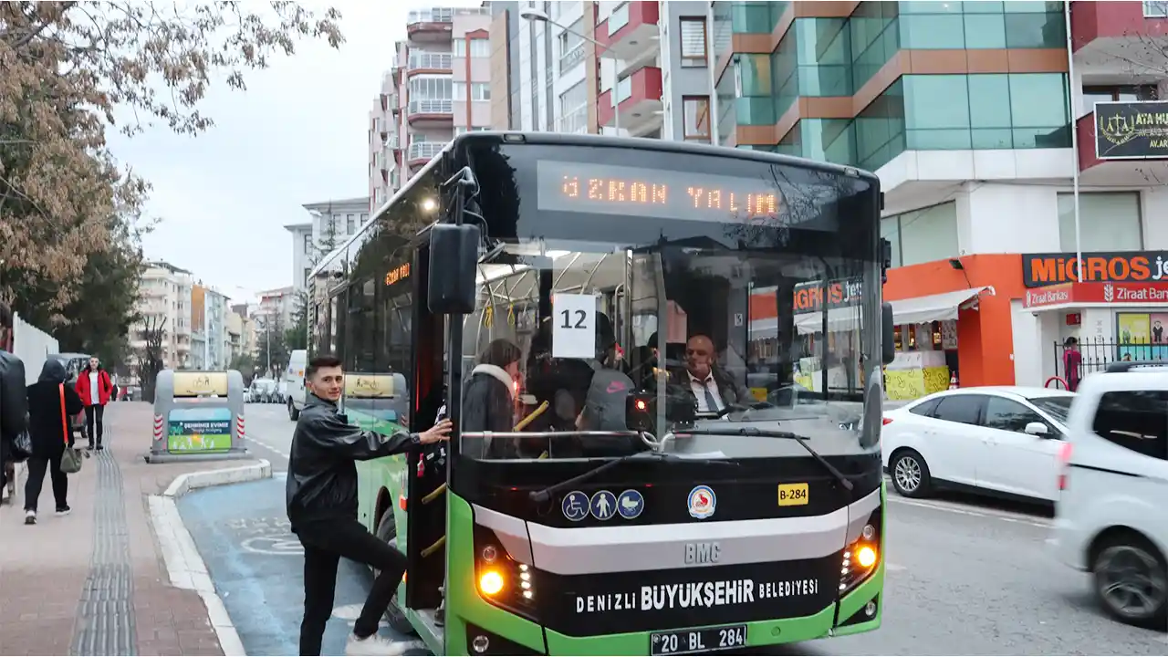 Denizli Arac Usak Tasıma Ögrenci