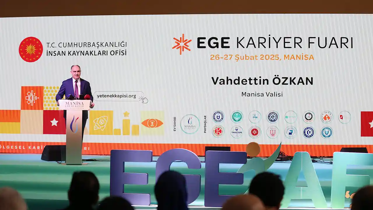 Ege Kariyer Fuarı Usak Acıldı