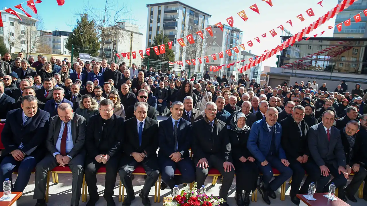 Naime Noridemir Okul Acılıs Usak1