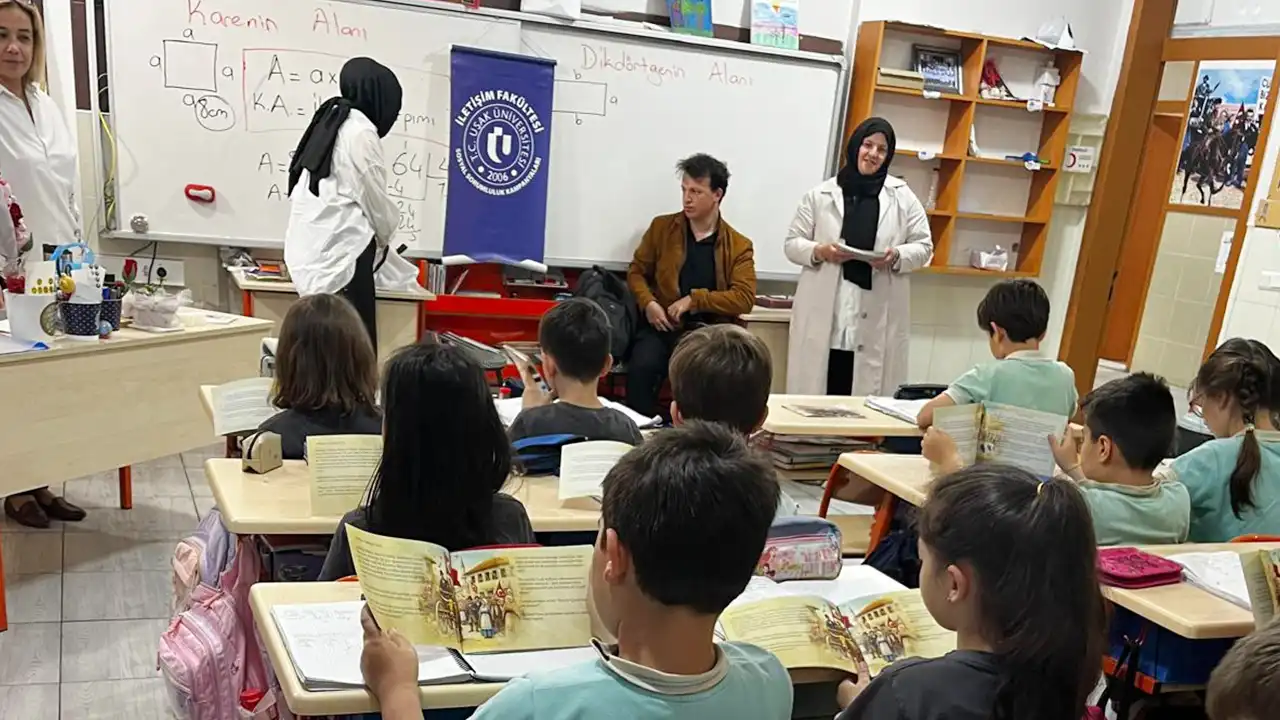 Mehmetçik Okul Kitap Vefa2
