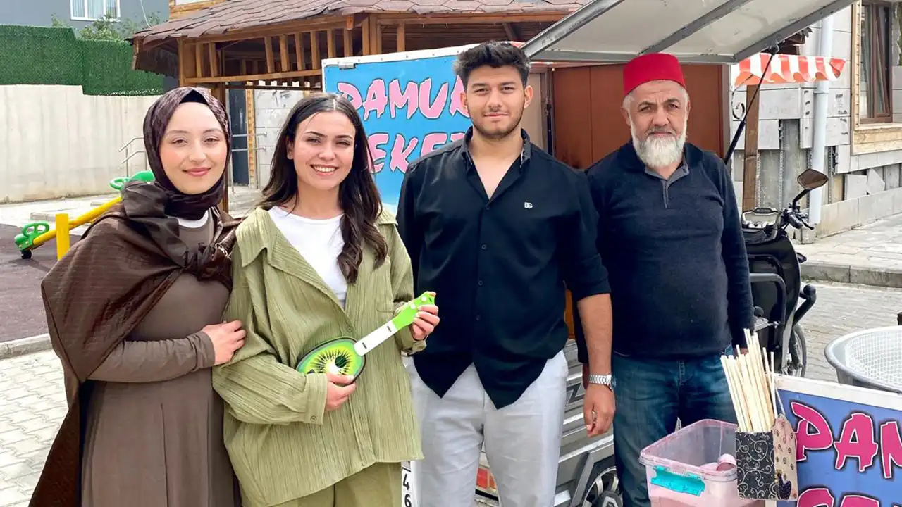 Öğrenci Haber Tiyatro Pamuk Şeker3
