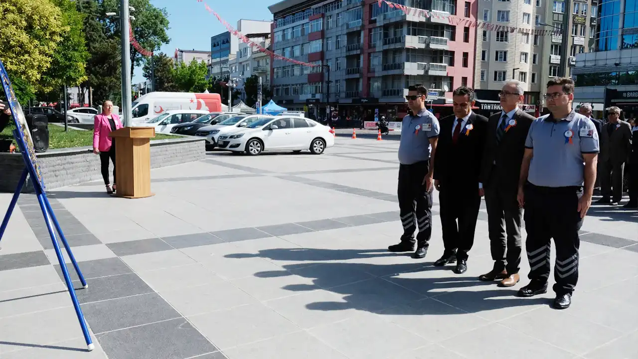 Uşak Tapu Çelenk1