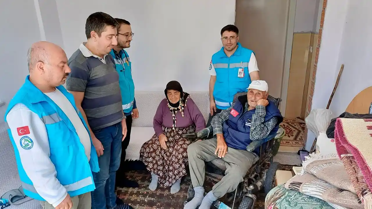 Usak Yaslı Bakım Faaliyet1