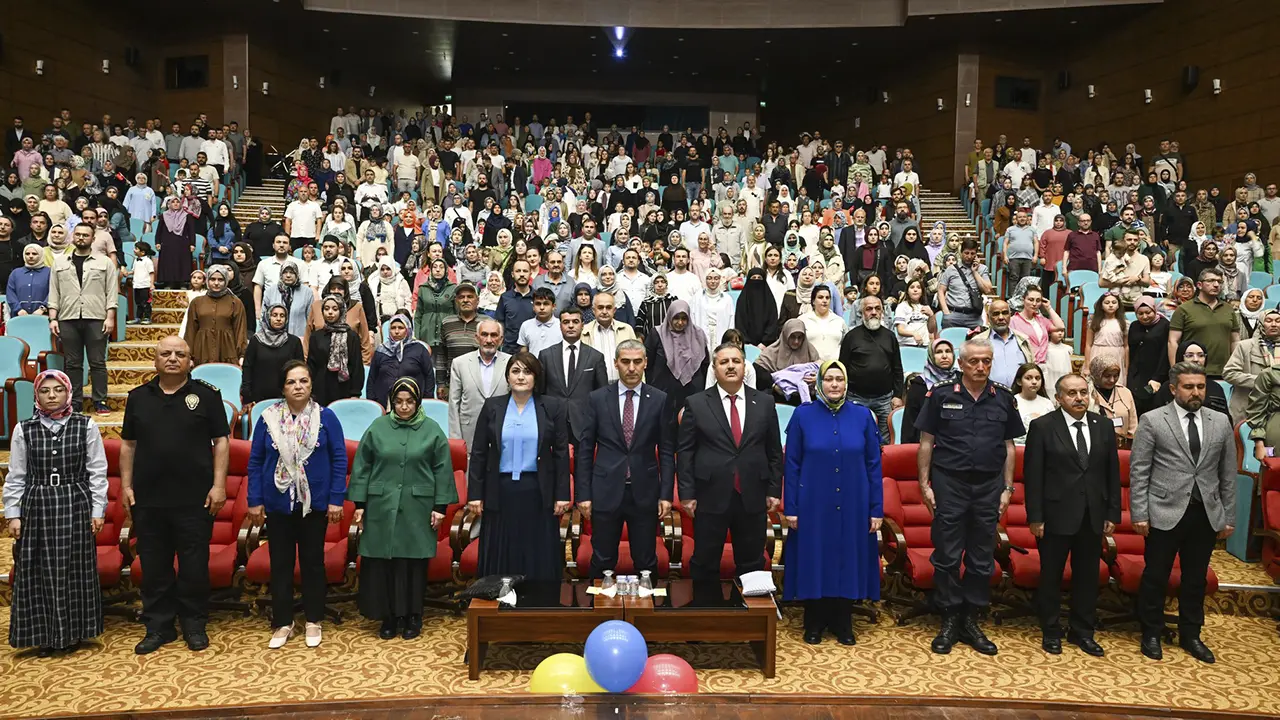 Uşak’ta Minik Yüreklerden Kur’an Tilaveti 3