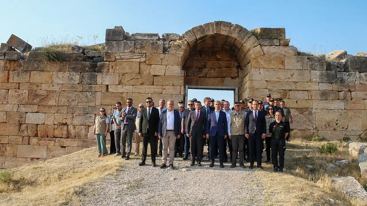 Blaundos Ulubey Uşak Kazı 2025 4