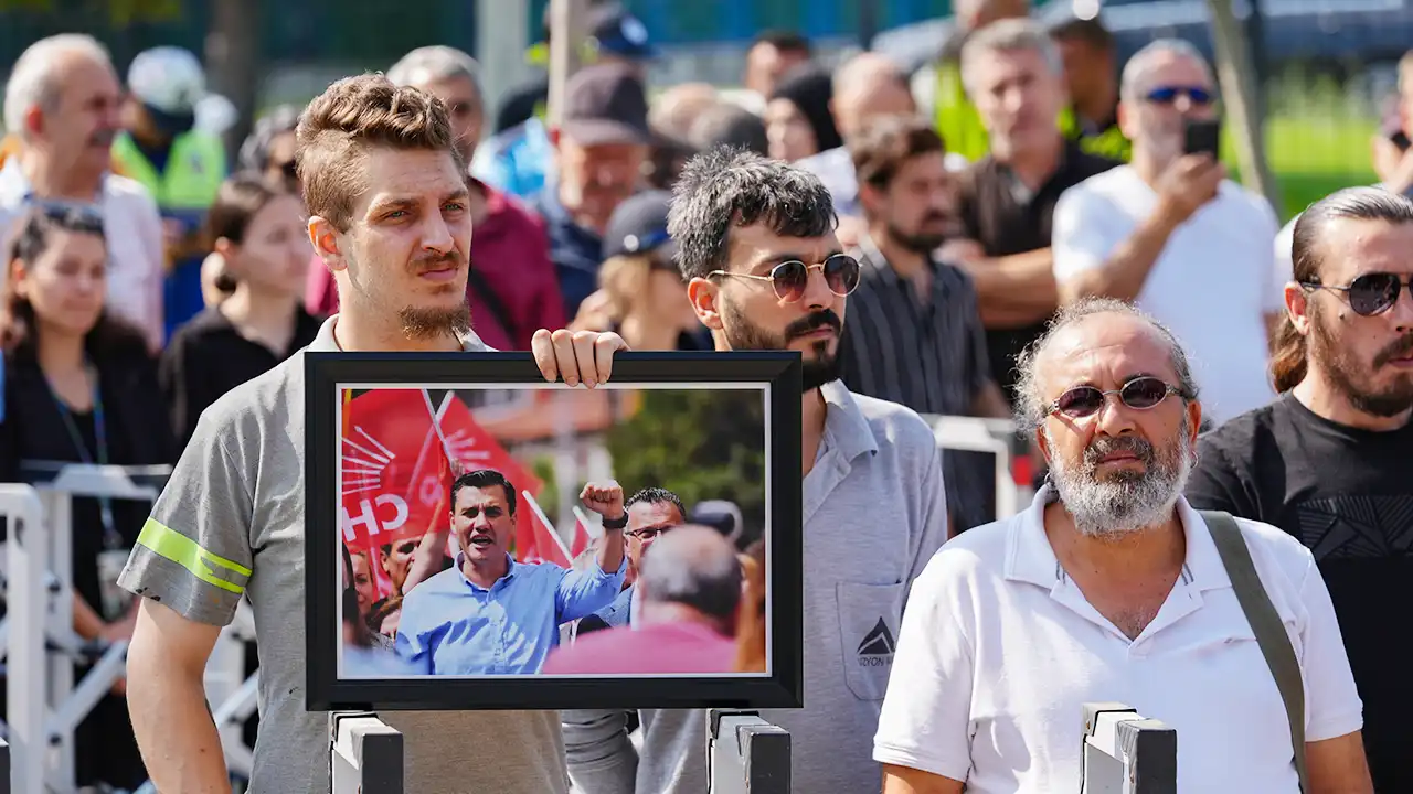 Ferdi Zeyrek Cenaze Manisa5