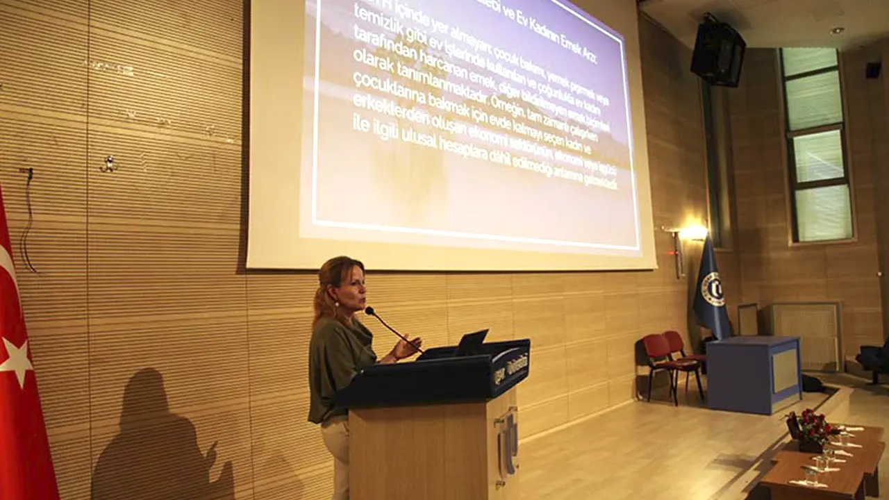Kadın Emeği Konferans Uşak Üniversitesi
