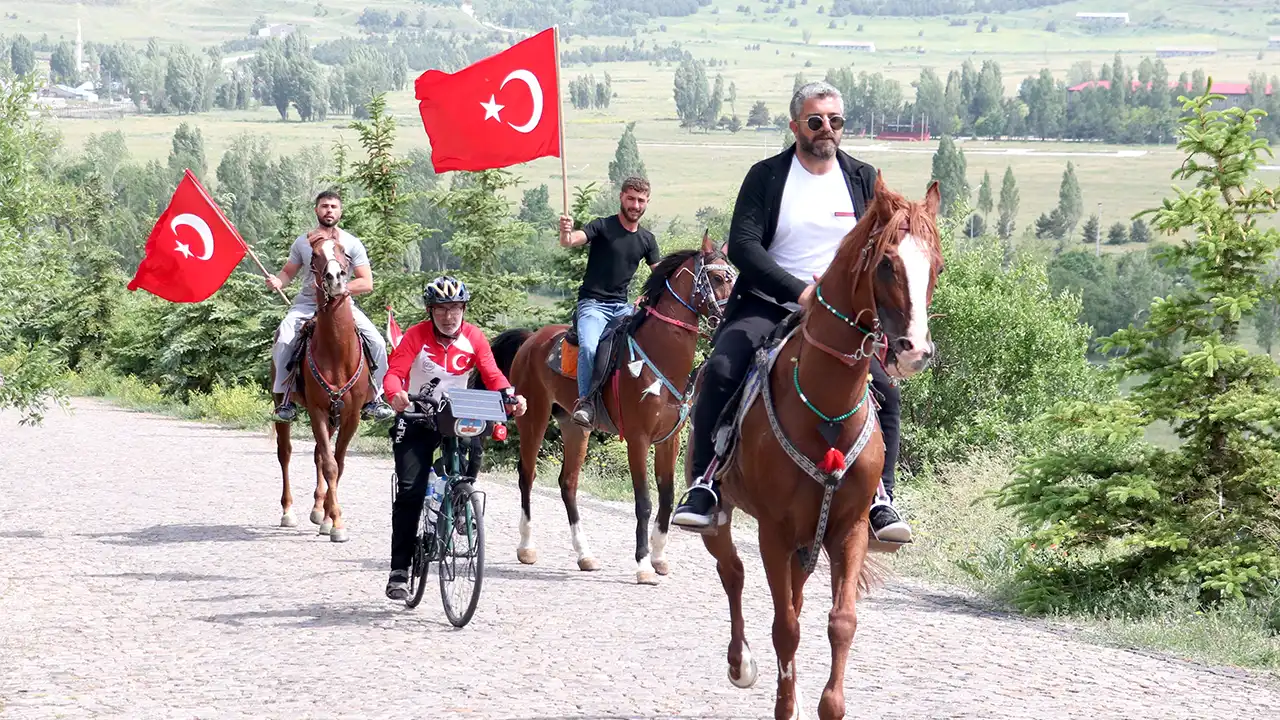 Orhan Kotluk Nene Hatun Hasan Tahsin3