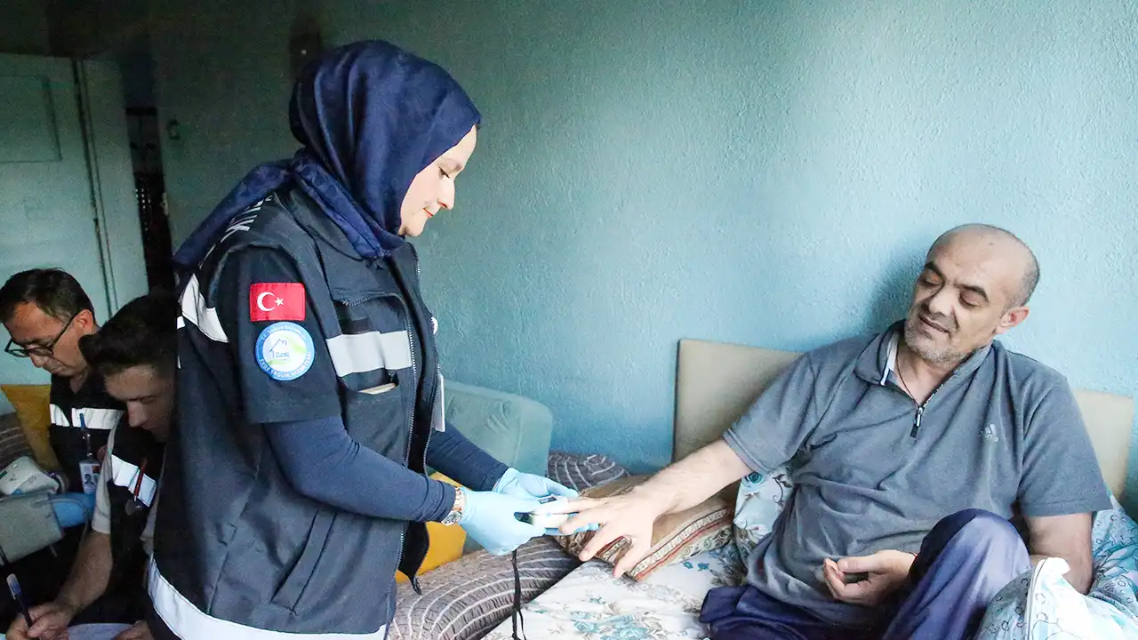 Uşak Evde Sağlık Hizmet3