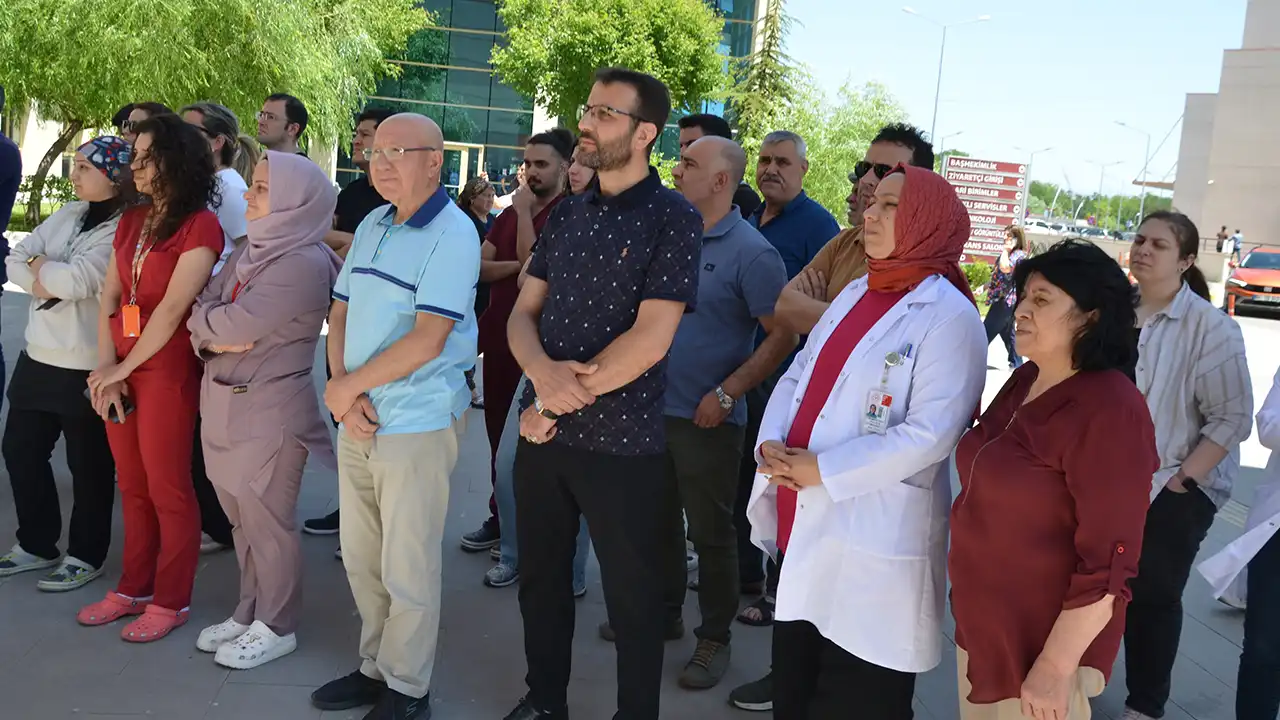 Uşak Hastane Doktorlar Basın Açıklama2