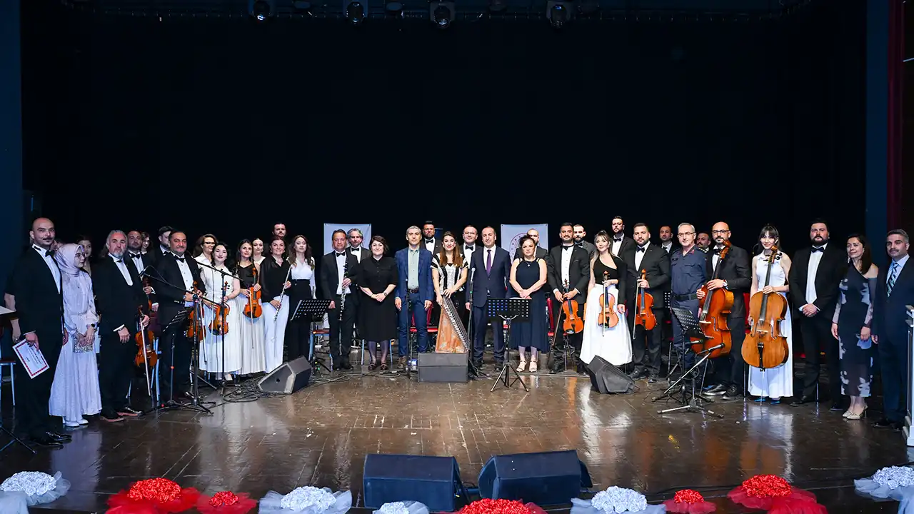 Uşak Maarif Konser Akm2