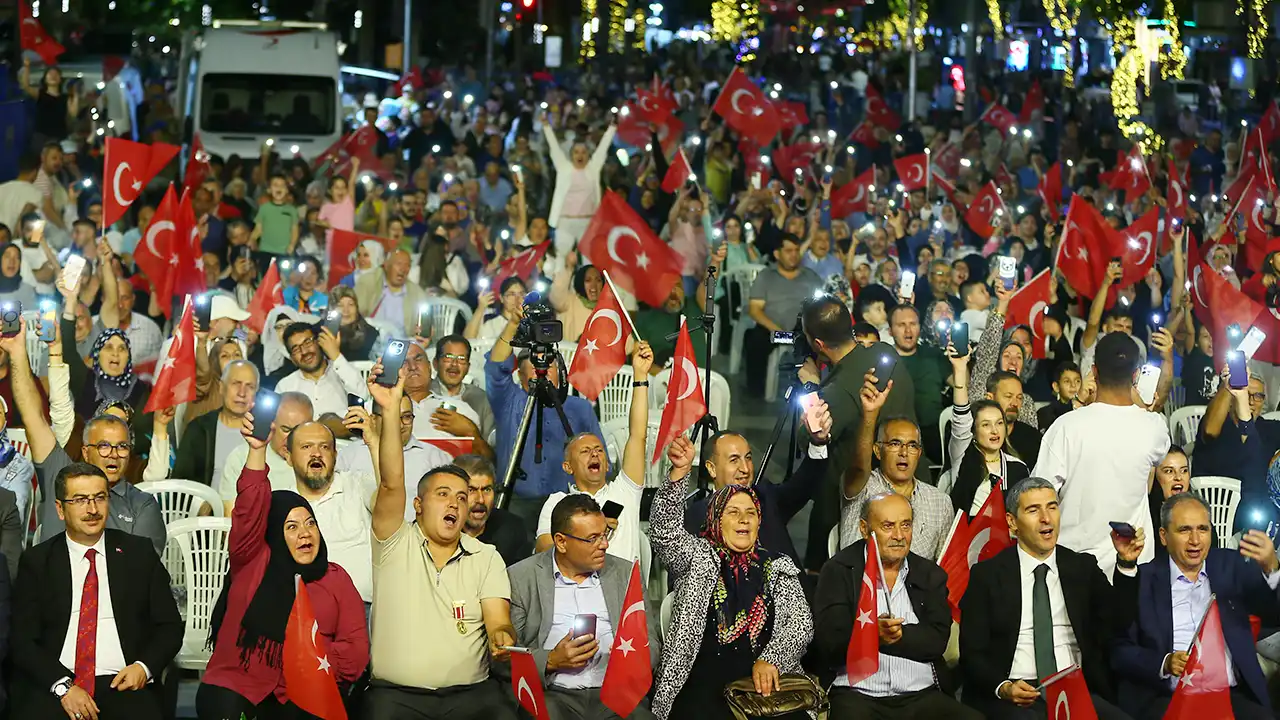 15 Temmuz Uşak Yürüyüş Kutlama4