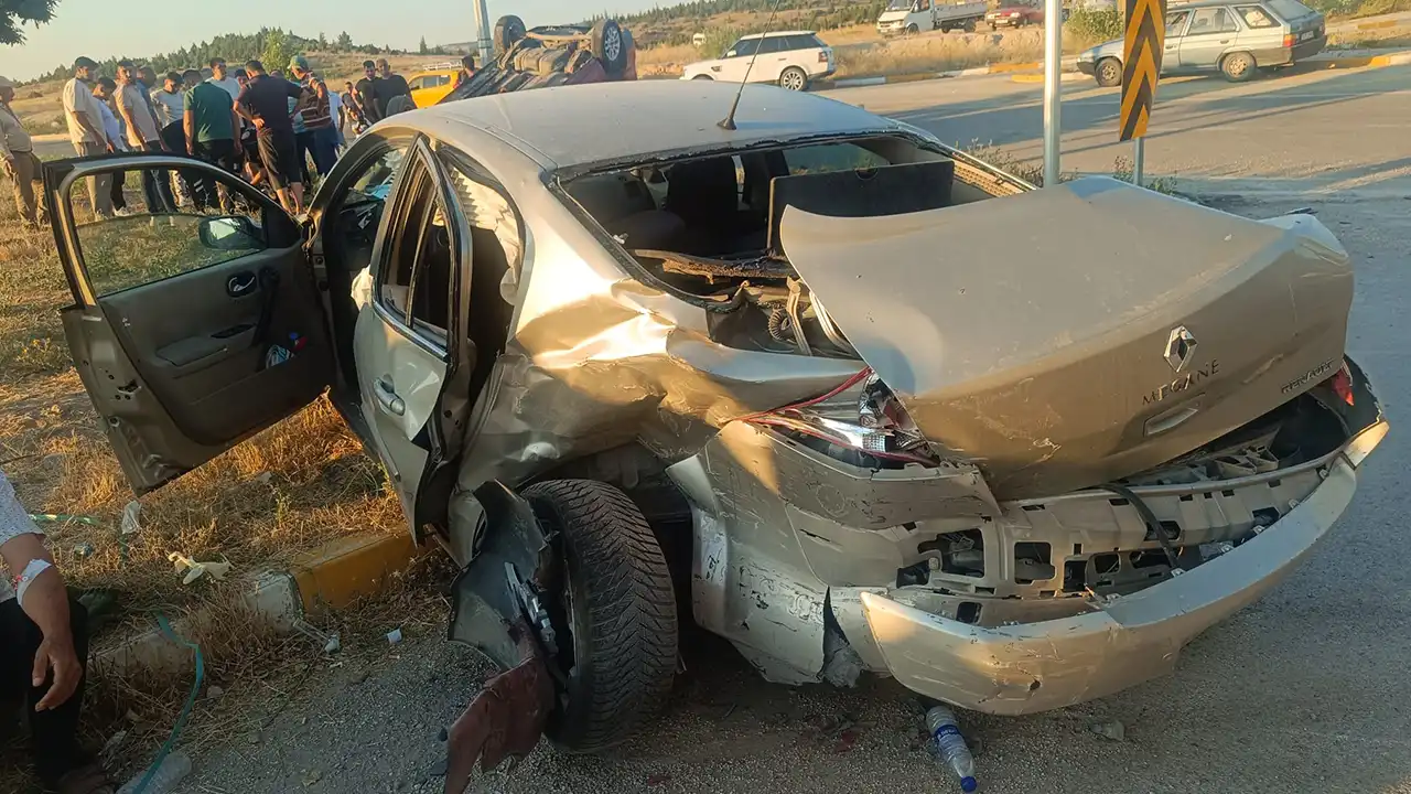 Uşak Afyon Kaza 9 Yaralı2