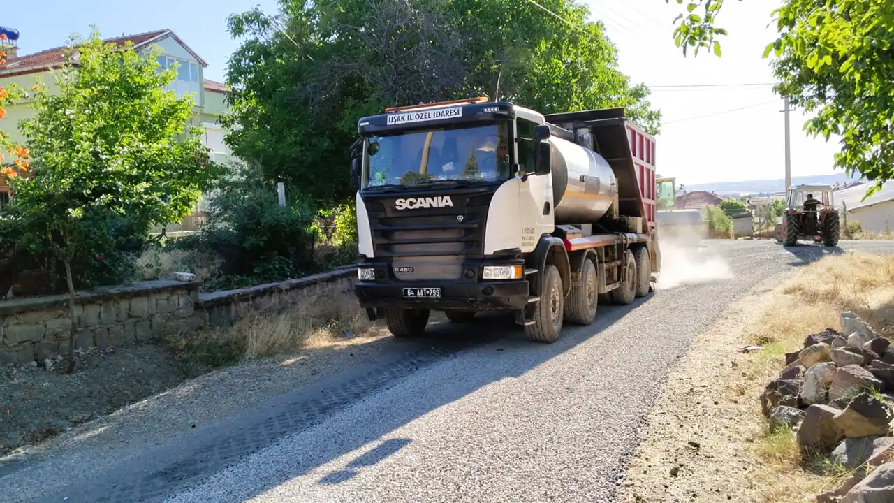Uşak Kırsal Köy Yolu Asfalt