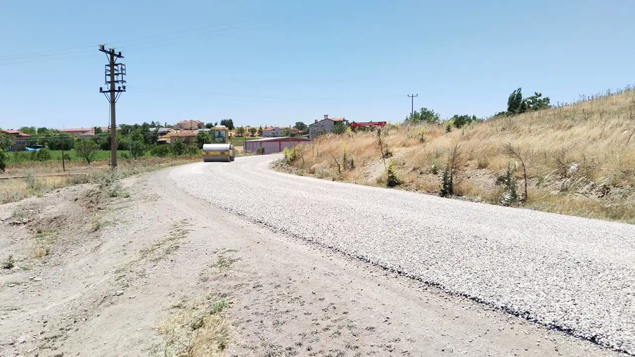 Uşak Kırsal Köy Yolu Asfalt3