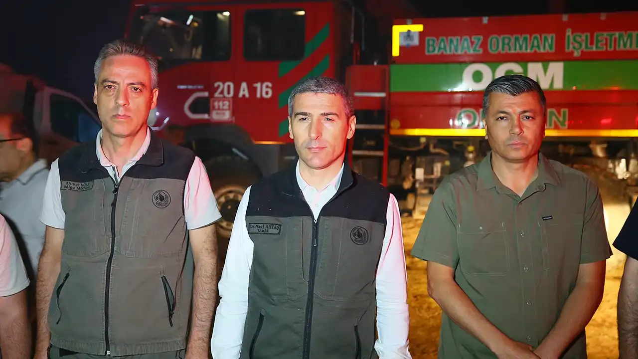 Vali Uşak Yangın Gözaltı1