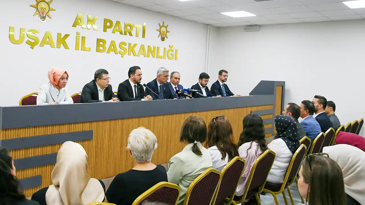 Bakan Memişoğlu Uşak Ak Parti2