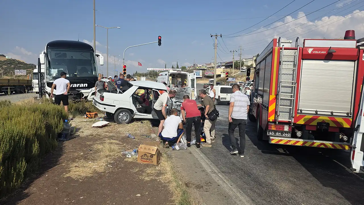 Manisa Uşak Kaza 2 Ölü Vefat1