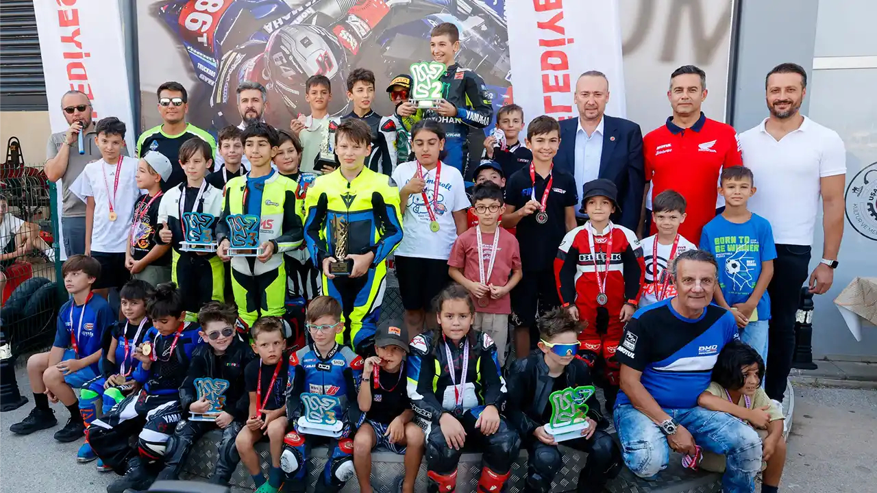 Süper Moto 3.Ayak Yarış Bitti3