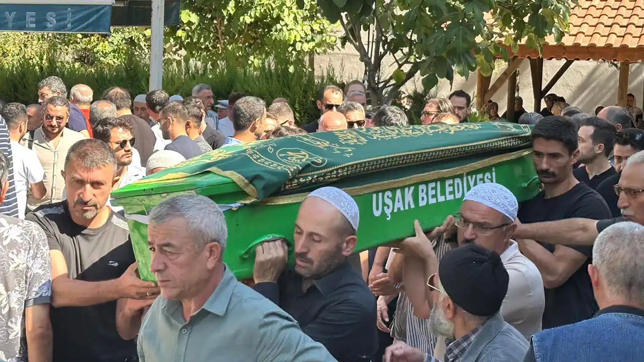 Osman Kırhan Cenaze Uşak2