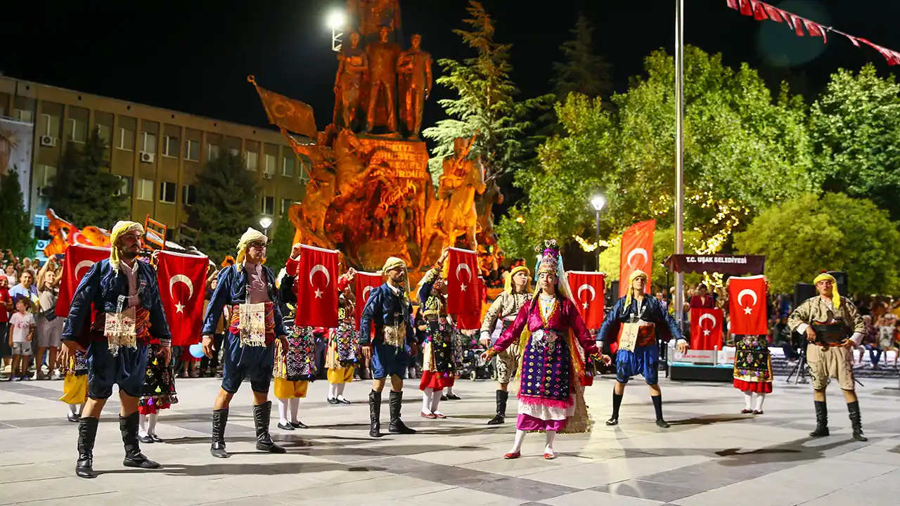 Uşak Kurtuluş Etkinlik3