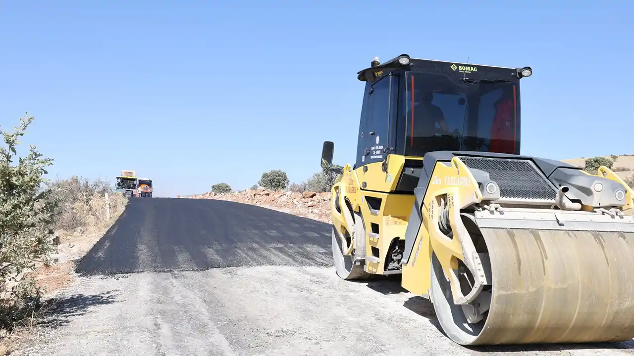 Karahallı Paşalar Yol Asfalt2