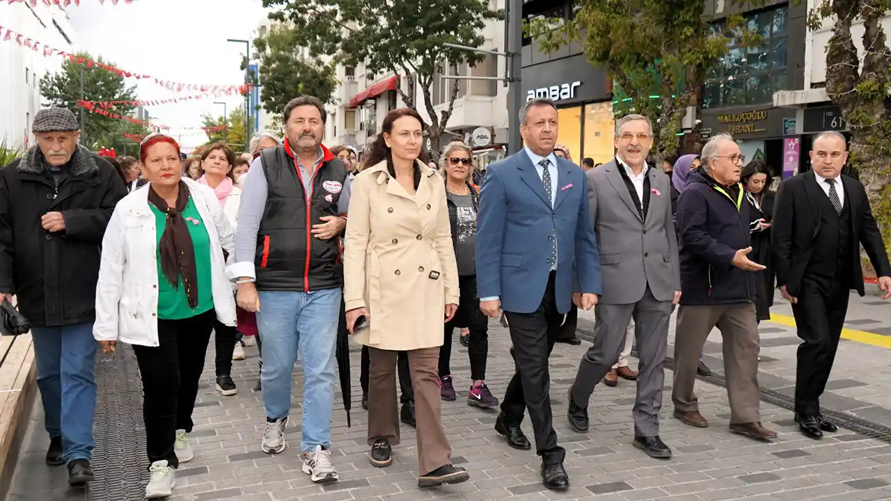 Meme Kanseri Farkındalık Yürüyüş1