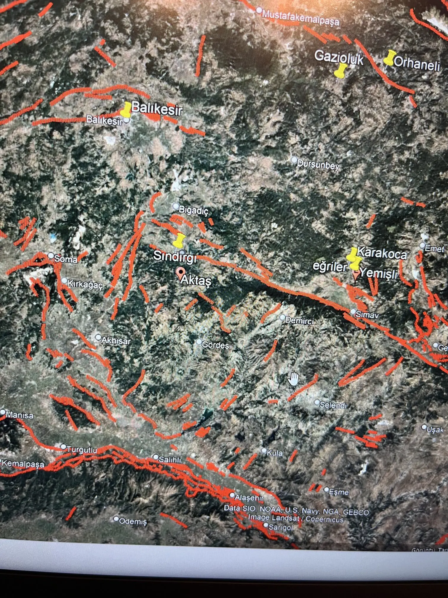 Naci Görür Uşak Deprem-1