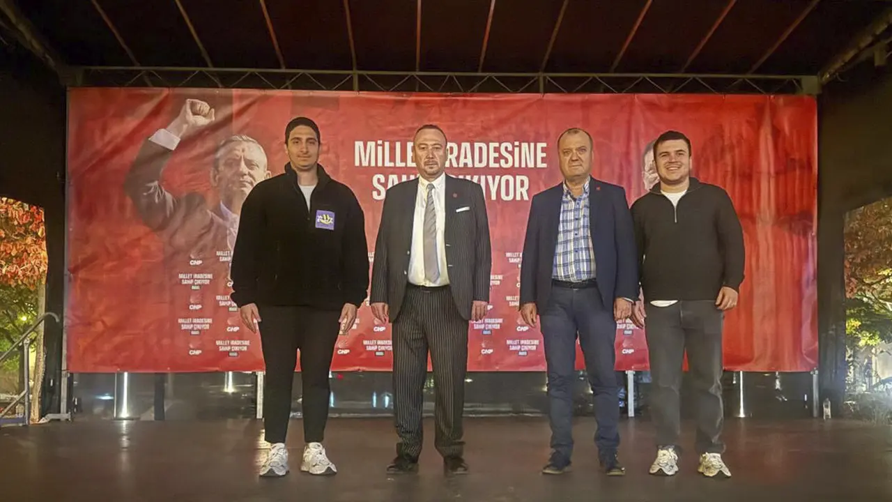 Özkan Yalım Brüksel Miting