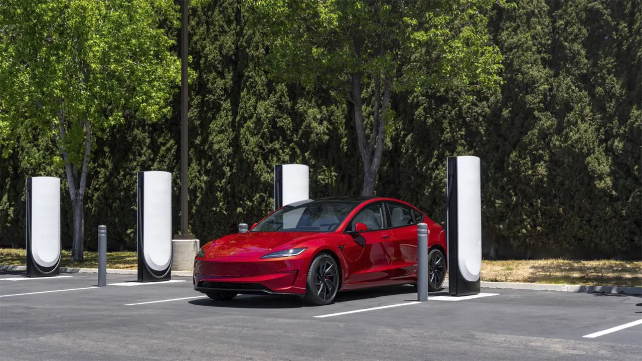 Tesla Supercharger Uşak 2