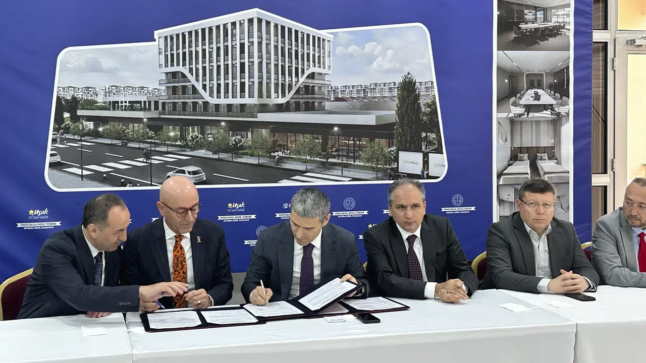 Uşak Yeni Öğretmenevi Protokol 1