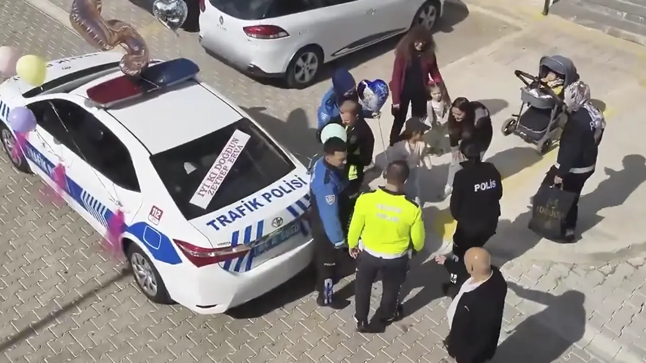 Uşak’ta Şehit Kızı Zeynep Erva’ya Duygulandıran Doğum Günü Sürprizi 3