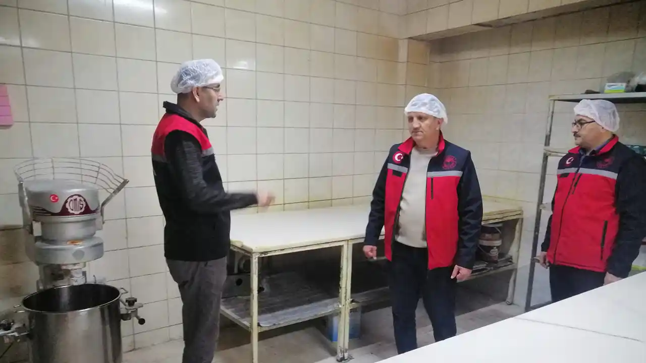 Uşak Gıda Denetim Gece1