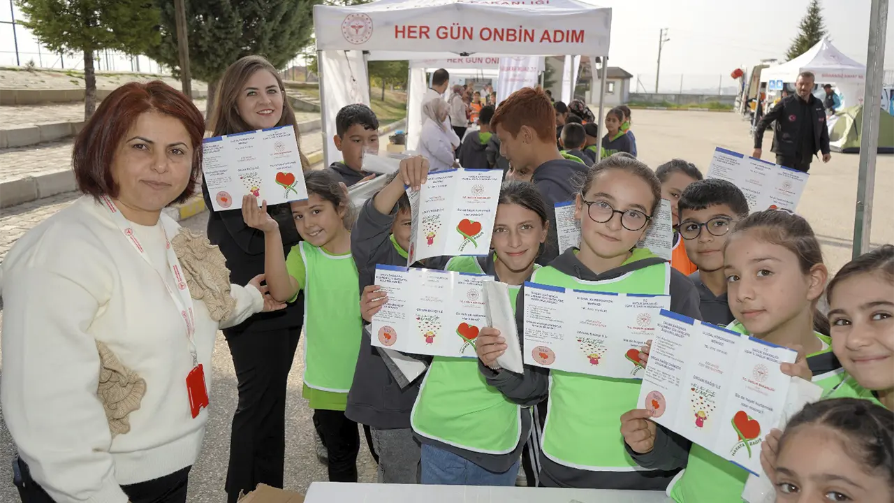 Uşak’ta Çocuklara Sağlıklı Yaşam Bilinci Aşılandı 1